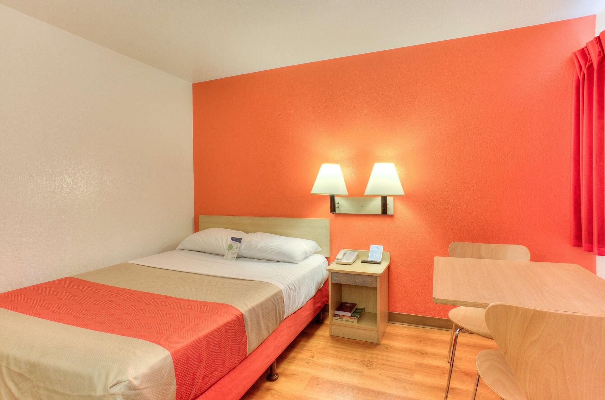 Motel 6-Tigard, Or - Portland South - Lake Oswego Esterno foto