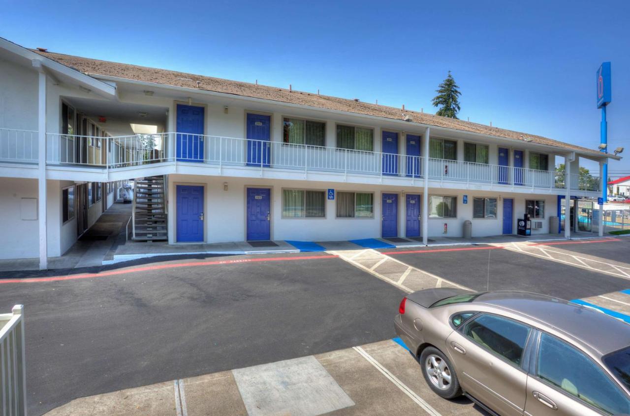 Motel 6-Tigard, Or - Portland South - Lake Oswego Esterno foto