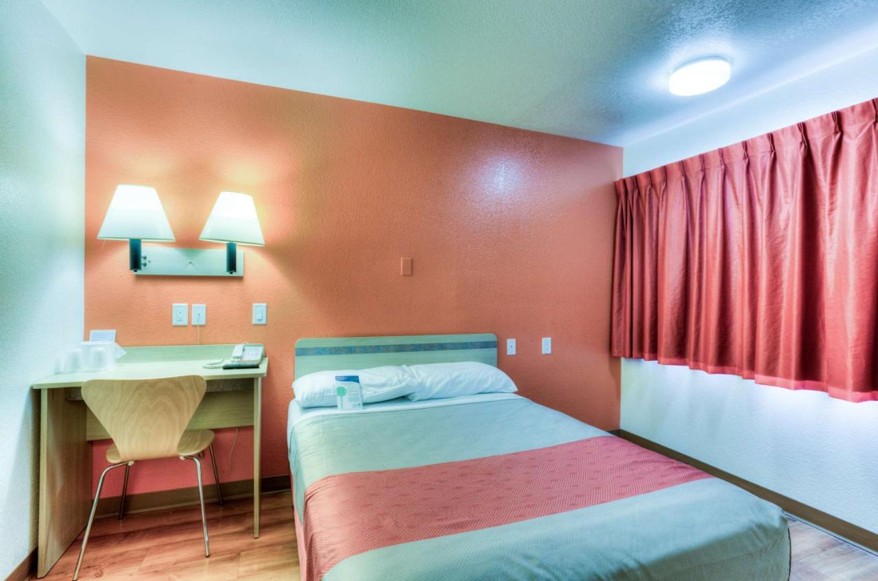 Motel 6-Tigard, Or - Portland South - Lake Oswego Esterno foto