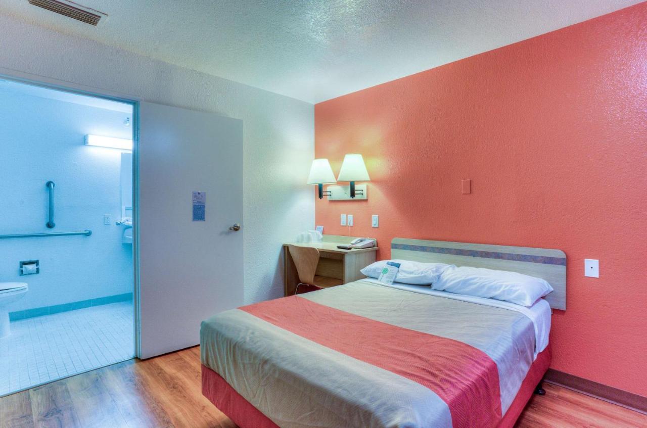 Motel 6-Tigard, Or - Portland South - Lake Oswego Esterno foto