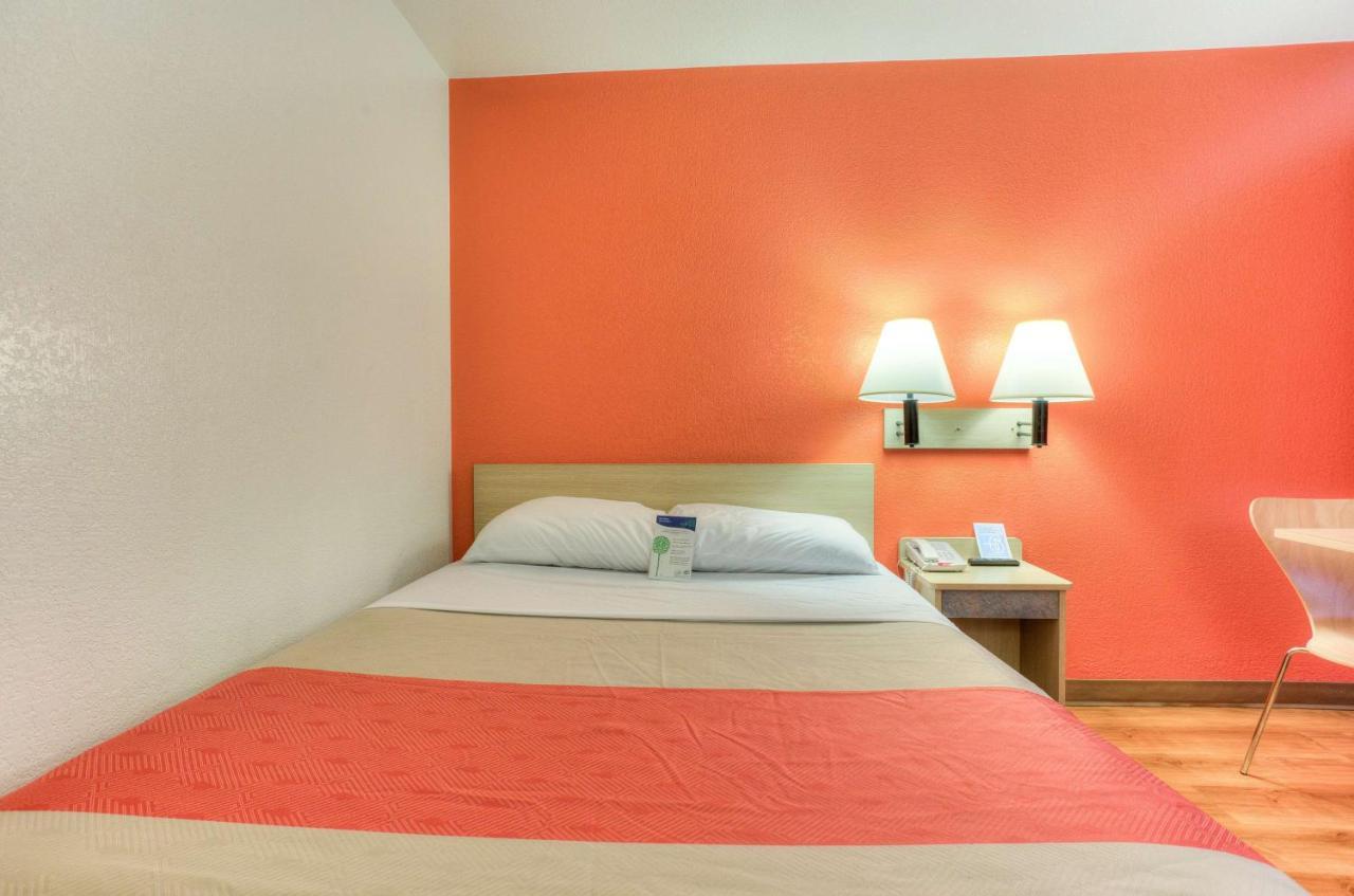 Motel 6-Tigard, Or - Portland South - Lake Oswego Esterno foto
