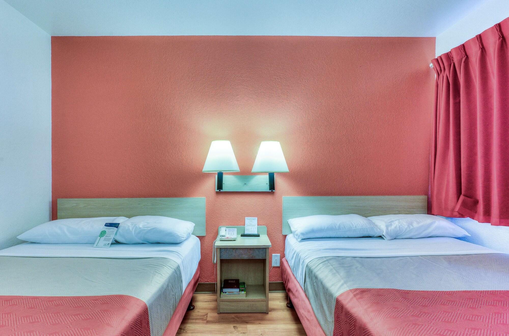 Motel 6-Tigard, Or - Portland South - Lake Oswego Esterno foto