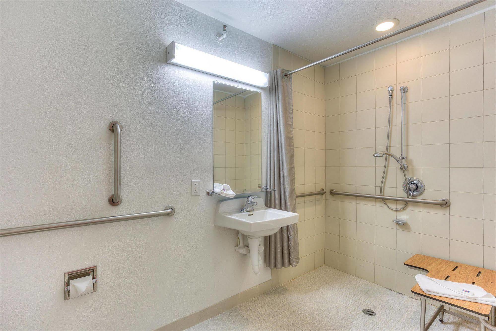 Motel 6-Tigard, Or - Portland South - Lake Oswego Esterno foto