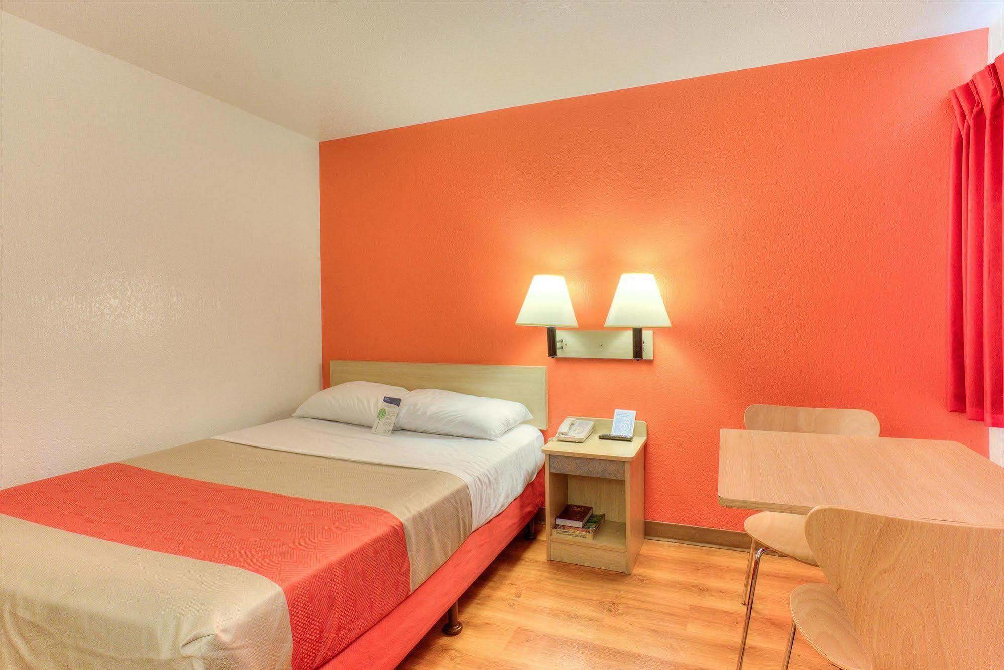 Motel 6-Tigard, Or - Portland South - Lake Oswego Esterno foto