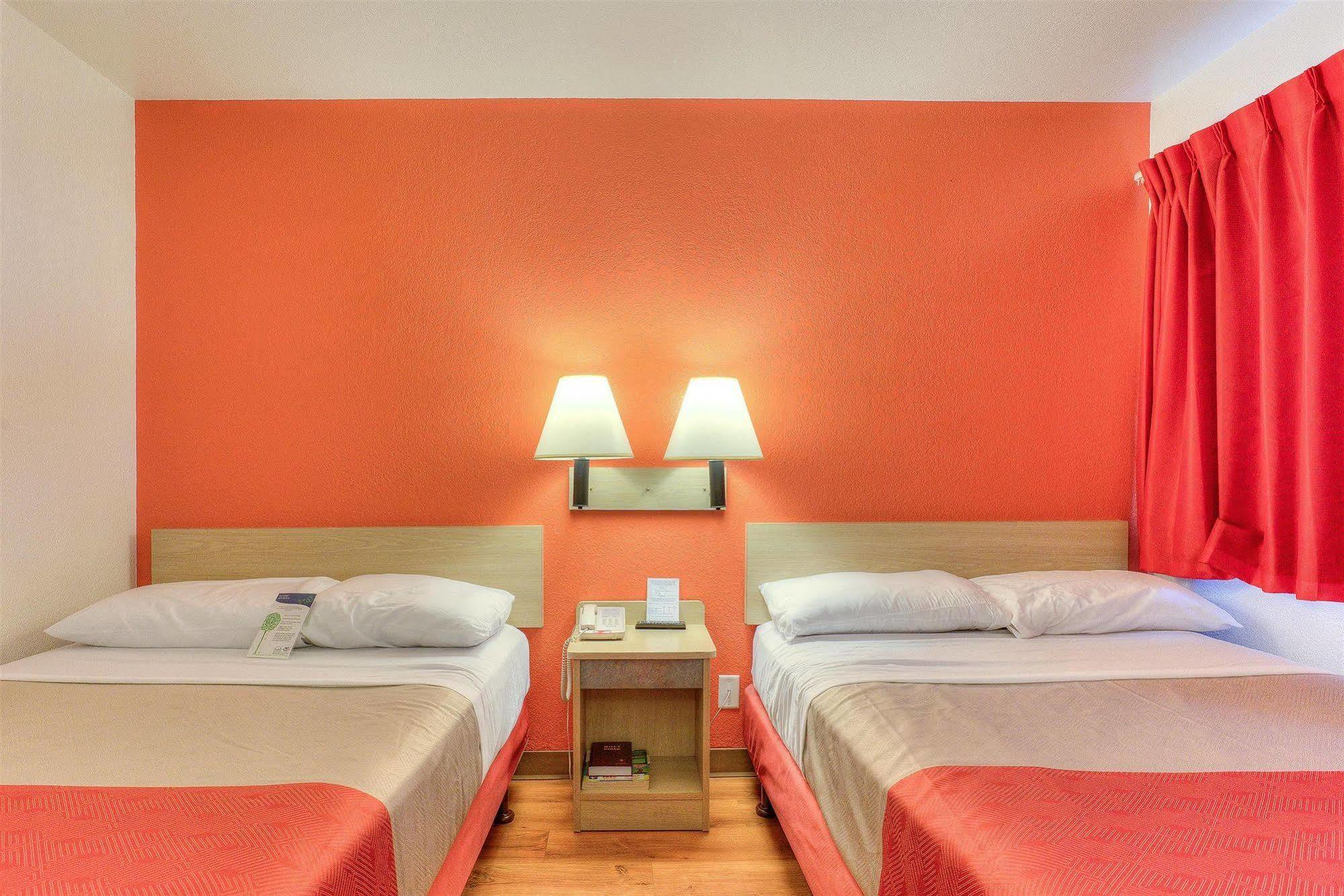 Motel 6-Tigard, Or - Portland South - Lake Oswego Esterno foto